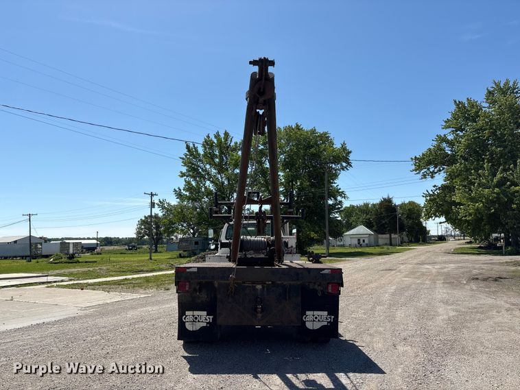 image for item EI5840 1997 Ford F800 tow truck