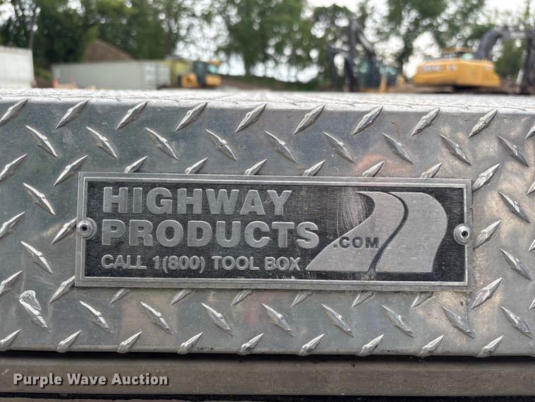 image for item EI5841 Highway Products tool box bed cover