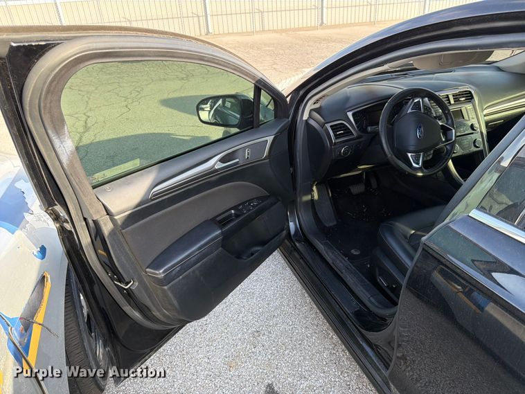 image for item EL0086 2017 Ford Fusion 