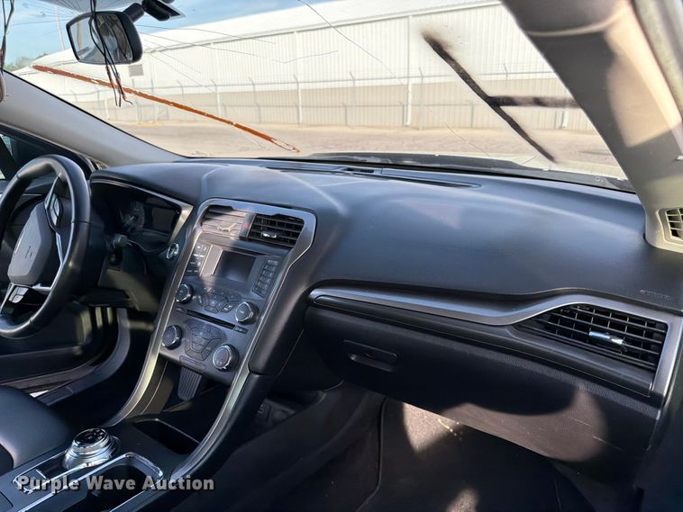 image for item EL0086 2017 Ford Fusion 
