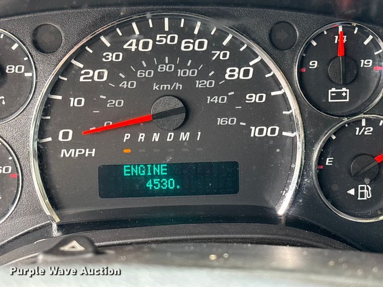image for item EM0112 2014 GMC Savana van
