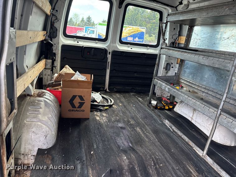 image for item EM0112 2014 GMC Savana van