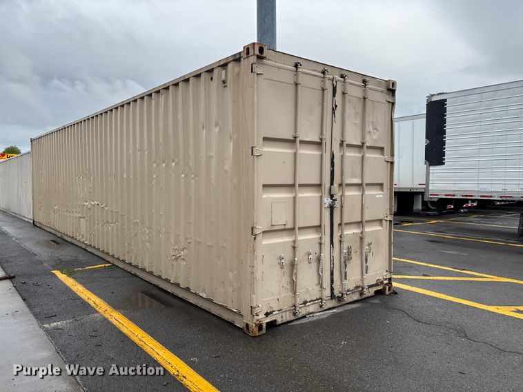 image for item EM0120 CMA CGM shipping container