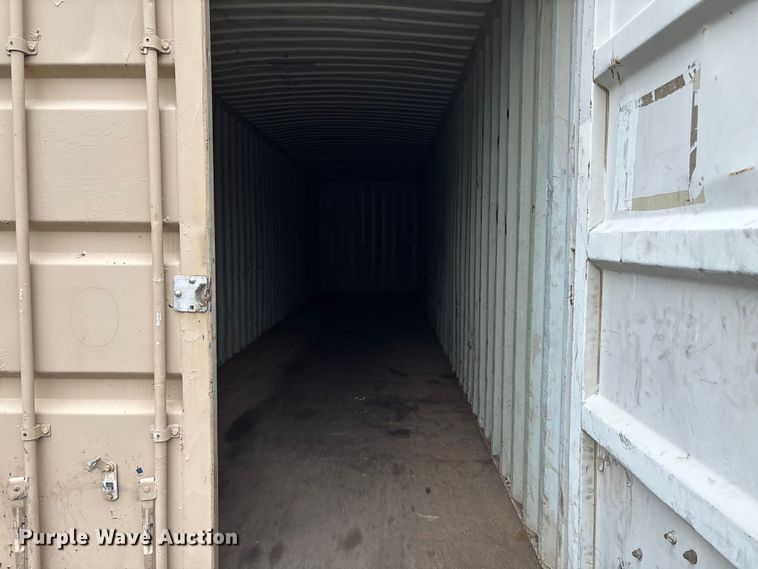 image for item EM0120 CMA CGM shipping container