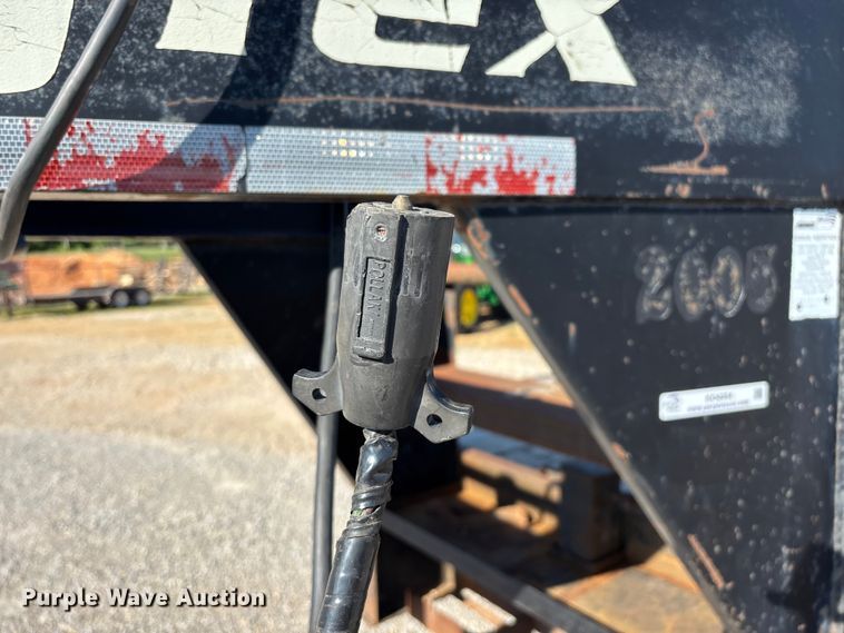 image for item EO4254 2005 Big Tex 20GN equipment trailer