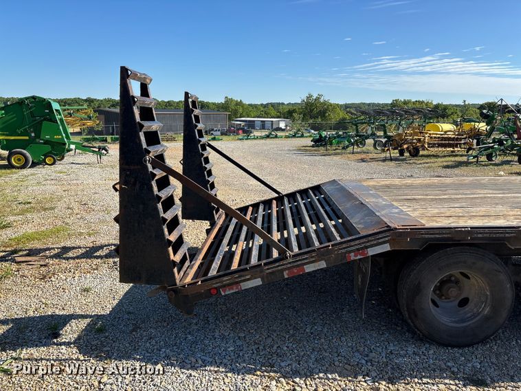image for item EO4254 2005 Big Tex 20GN equipment trailer