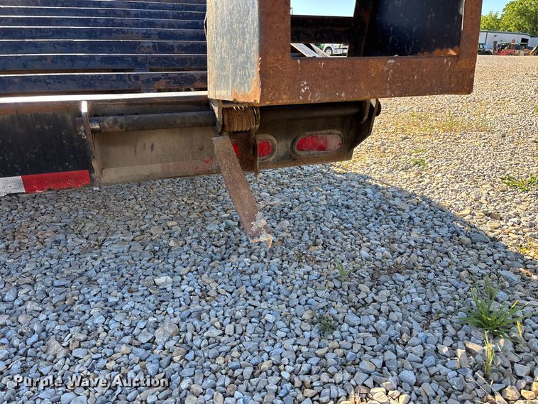 image for item EO4254 2005 Big Tex 20GN equipment trailer