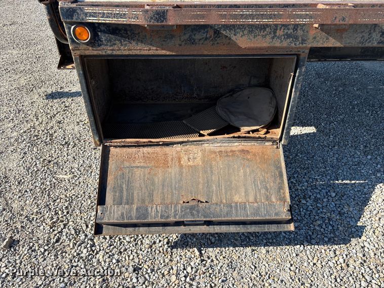 image for item EO4254 2005 Big Tex 20GN equipment trailer