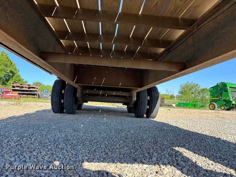 image for item EO4254 2005 Big Tex 20GN equipment trailer