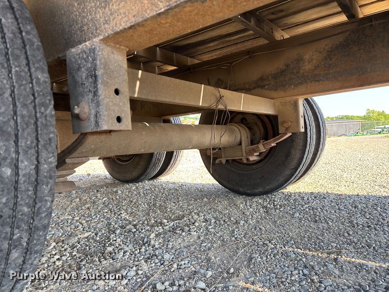 image for item EO4254 2005 Big Tex 20GN equipment trailer