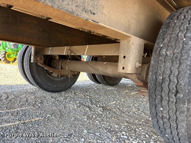 image for item EO4254 2005 Big Tex 20GN equipment trailer