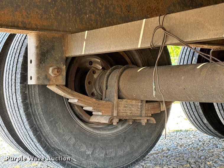 image for item EO4254 2005 Big Tex 20GN equipment trailer
