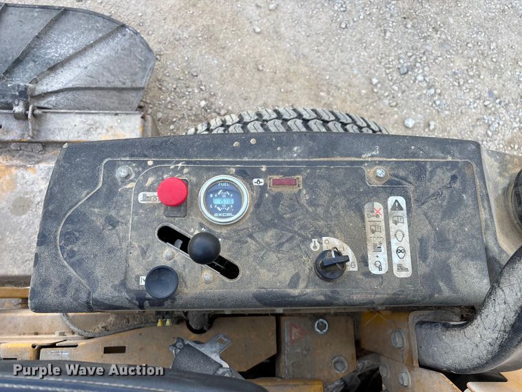 image for item EO4256 2022 Hustler Hyperdrive ZTR lawn mower