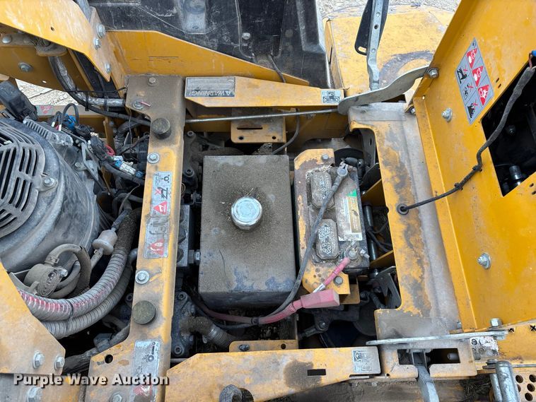 image for item EO4257 2021 Hustler Hyperdrive ZTR lawn mower