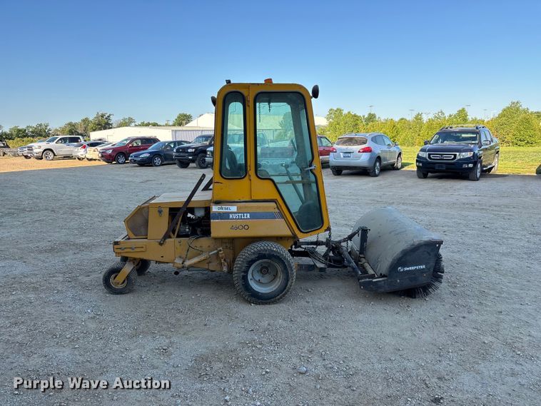image for item EO4259 2007 Hustler 4600 ZTR lawn mower
