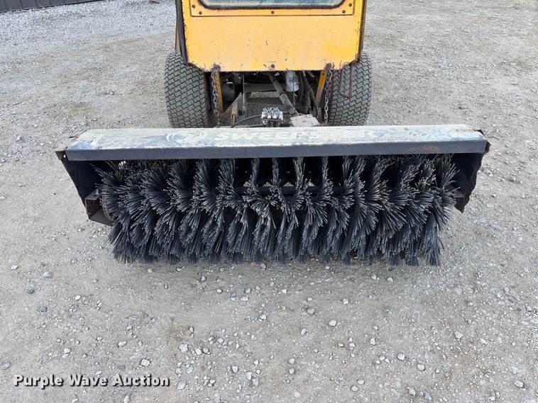 image for item EO4259 2007 Hustler 4600 ZTR lawn mower