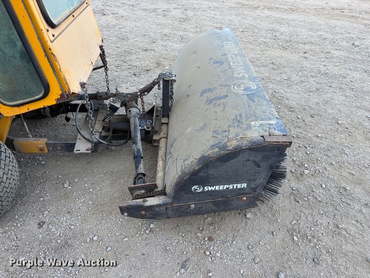 image for item EO4259 2007 Hustler 4600 ZTR lawn mower