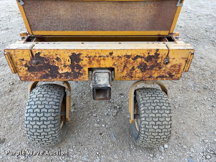 image for item EO4259 2007 Hustler 4600 ZTR lawn mower