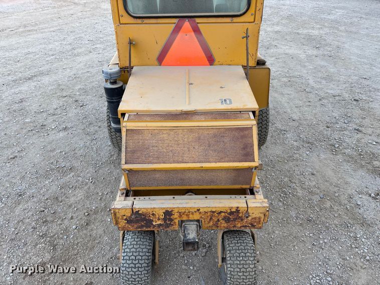 image for item EO4259 2007 Hustler 4600 ZTR lawn mower