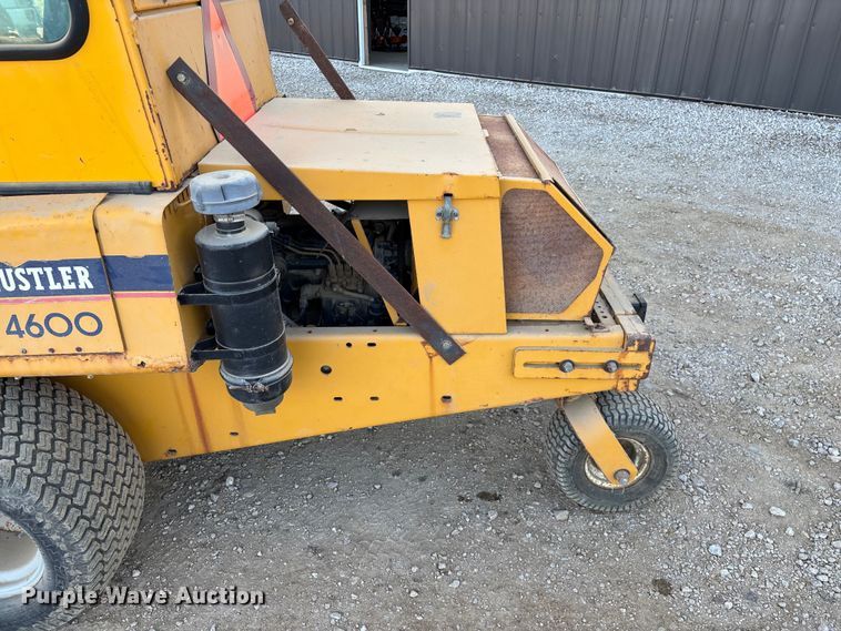 image for item EO4259 2007 Hustler 4600 ZTR lawn mower