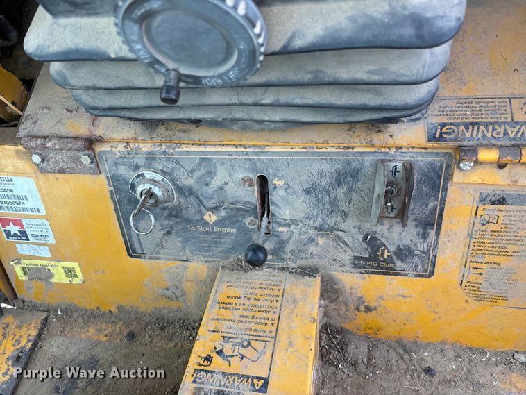 image for item EO4259 2007 Hustler 4600 ZTR lawn mower