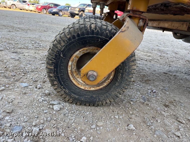 image for item EO4259 2007 Hustler 4600 ZTR lawn mower