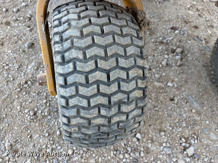 image for item EO4259 2007 Hustler 4600 ZTR lawn mower