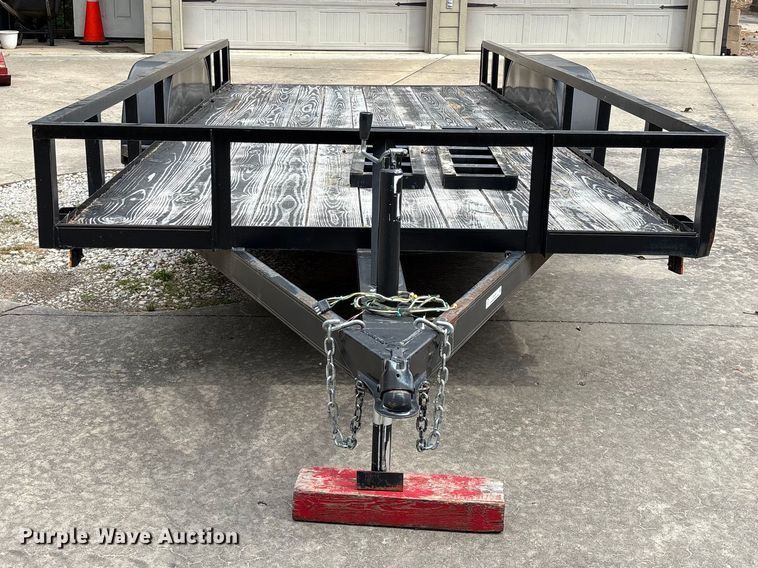 image for item EO4287 2004 utility trailer