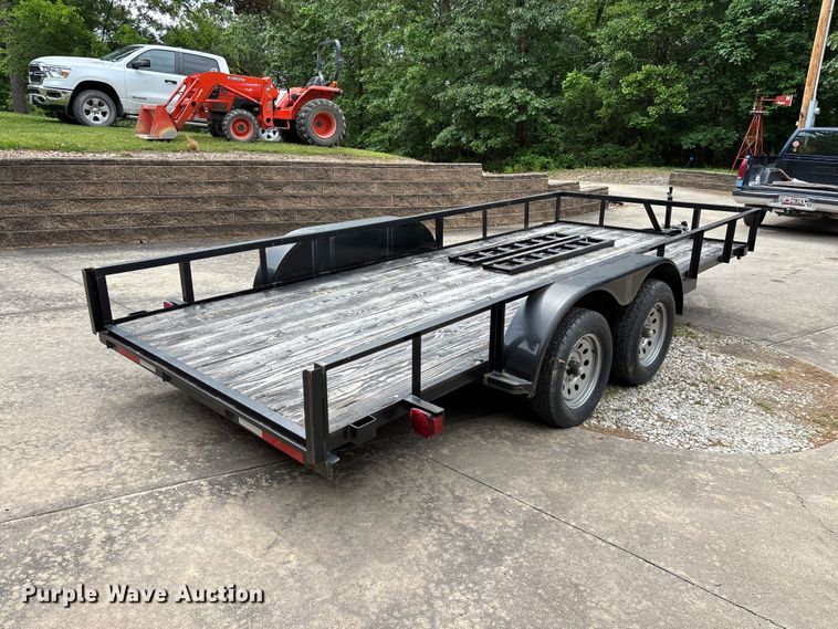 image for item EO4287 2004 utility trailer