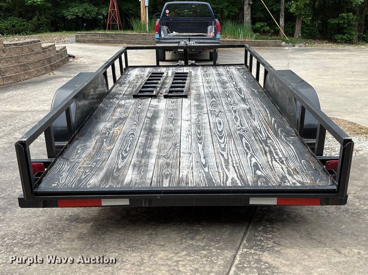 image for item EO4287 2004 utility trailer
