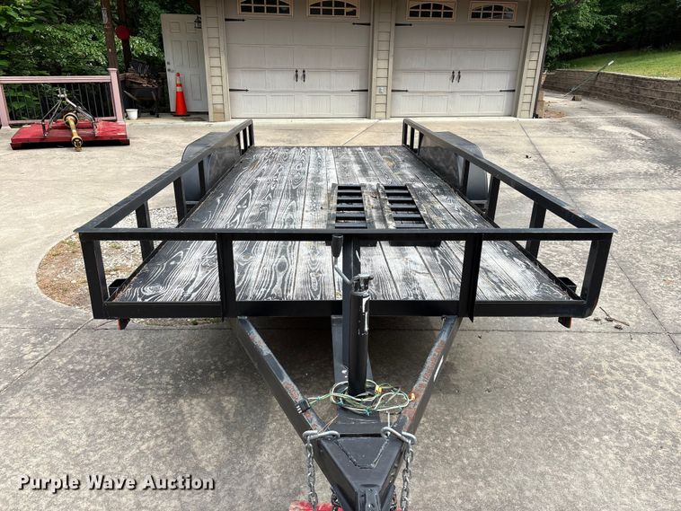 image for item EO4287 2004 utility trailer