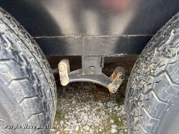 image for item EO4287 2004 utility trailer