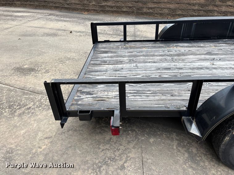 image for item EO4287 2004 utility trailer