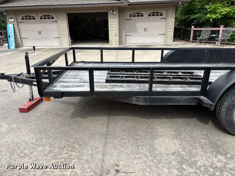image for item EO4287 2004 utility trailer