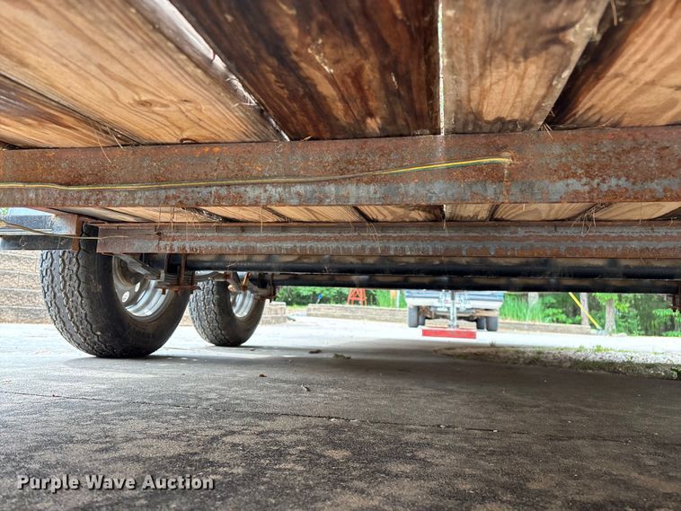 image for item EO4287 2004 utility trailer