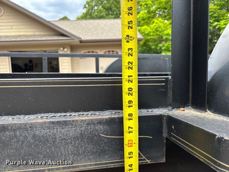 image for item EO4287 2004 utility trailer