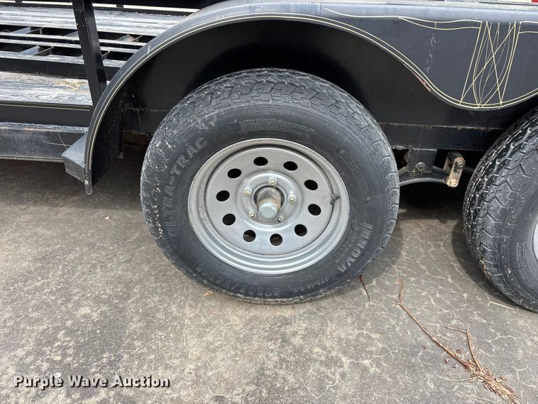 image for item EO4287 2004 utility trailer
