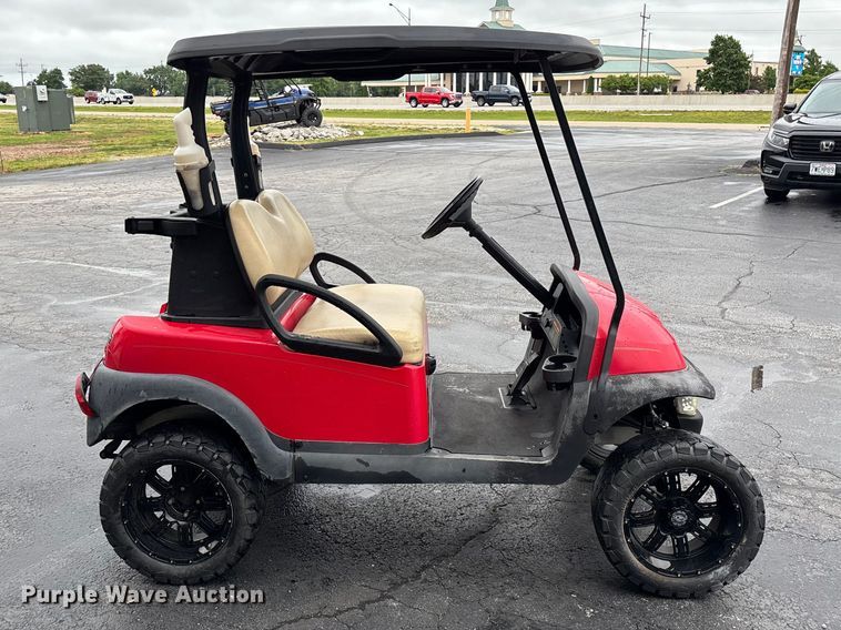 image for item EO4303 2005 Club Car golf cart