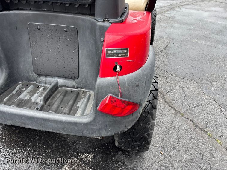 image for item EO4303 2005 Club Car golf cart