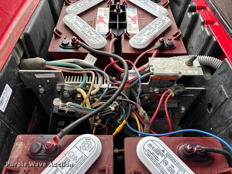 image for item EO4303 2005 Club Car golf cart