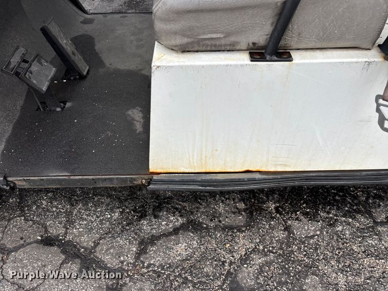 image for item EO4305 Columbia golf cart