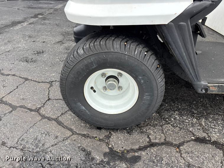 image for item EO4305 Columbia golf cart