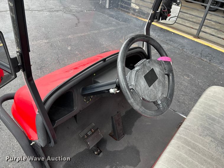 image for item EO4306 Columbia golf cart