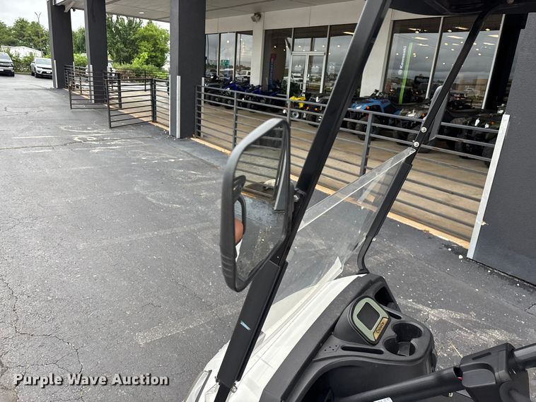 image for item EO4311 Icon Cruise Car LT-A617.2 golf cart