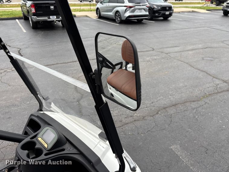 image for item EO4311 Icon Cruise Car LT-A617.2 golf cart