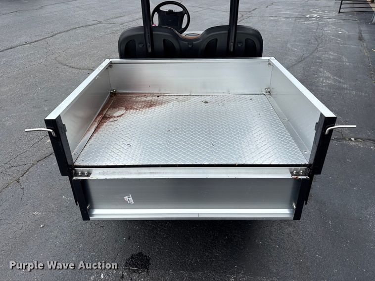 image for item EO4311 Icon Cruise Car LT-A617.2 golf cart