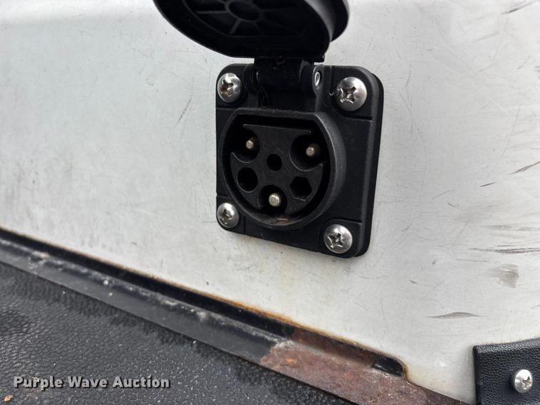 image for item EO4311 Icon Cruise Car LT-A617.2 golf cart