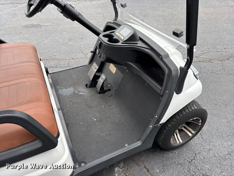 image for item EO4311 Icon Cruise Car LT-A617.2 golf cart