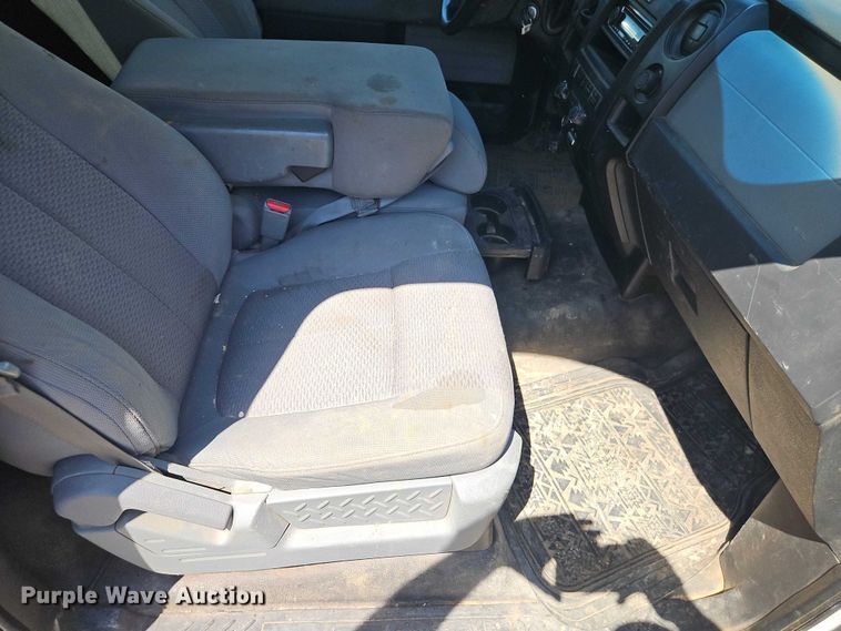 image for item EO7312 2013 Ford F150 pickup truck