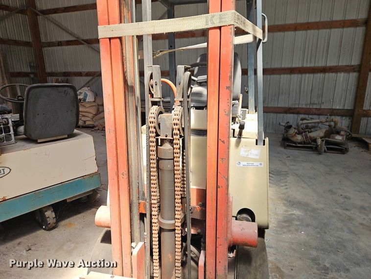 image for item EO7335 Nissan CYM02L255 forklift